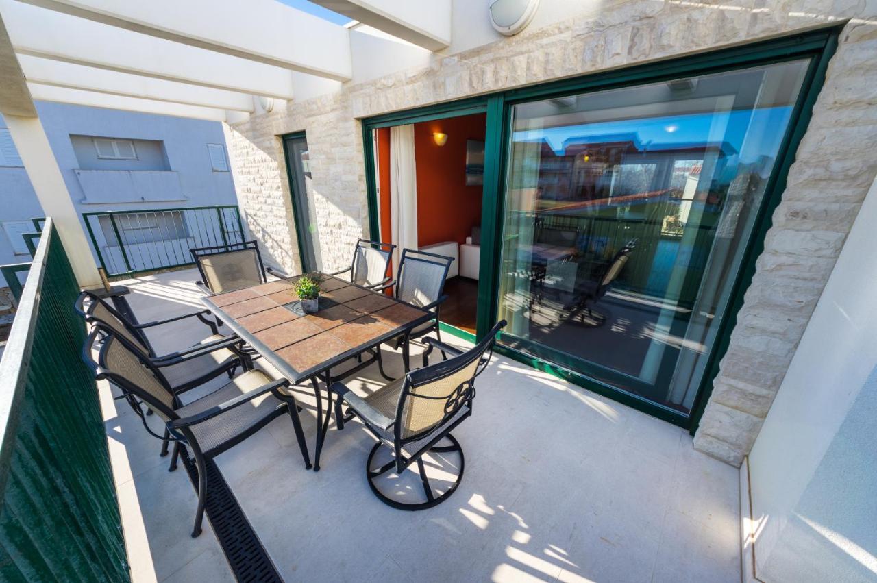 Queen Beach Apartments Nin Zewnętrze zdjęcie