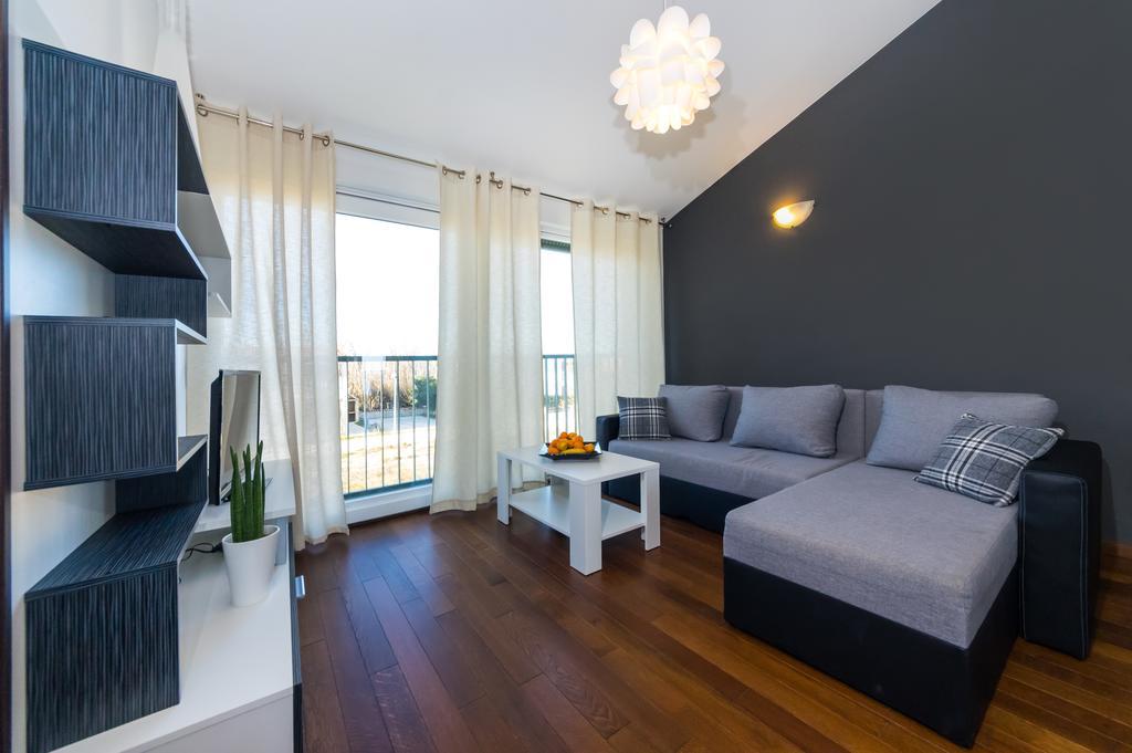 Queen Beach Apartments Nin Zewnętrze zdjęcie