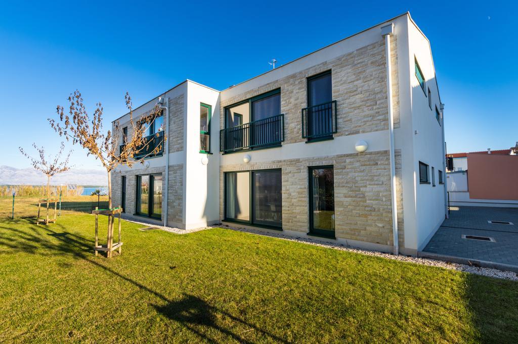 Queen Beach Apartments Nin Zewnętrze zdjęcie