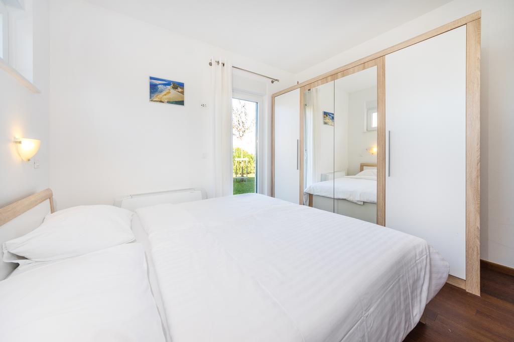 Queen Beach Apartments Nin Zewnętrze zdjęcie