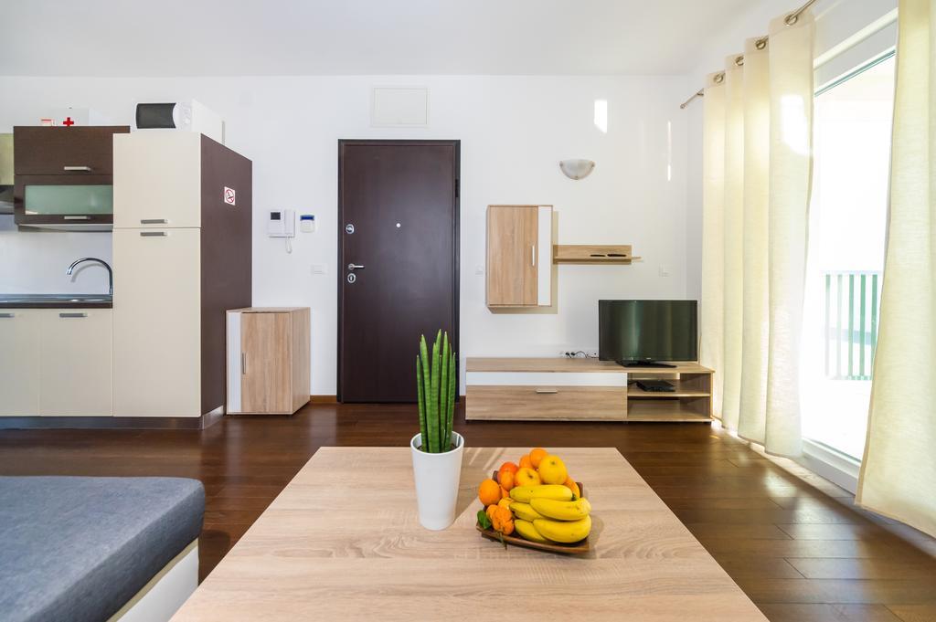 Queen Beach Apartments Nin Zewnętrze zdjęcie